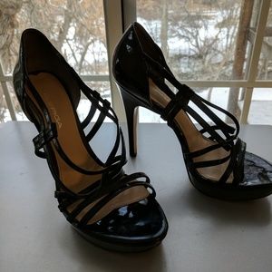 Classy sexy Via Spiga heels